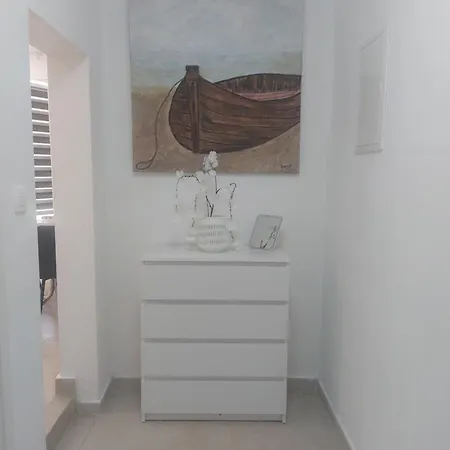 Ester Apartman